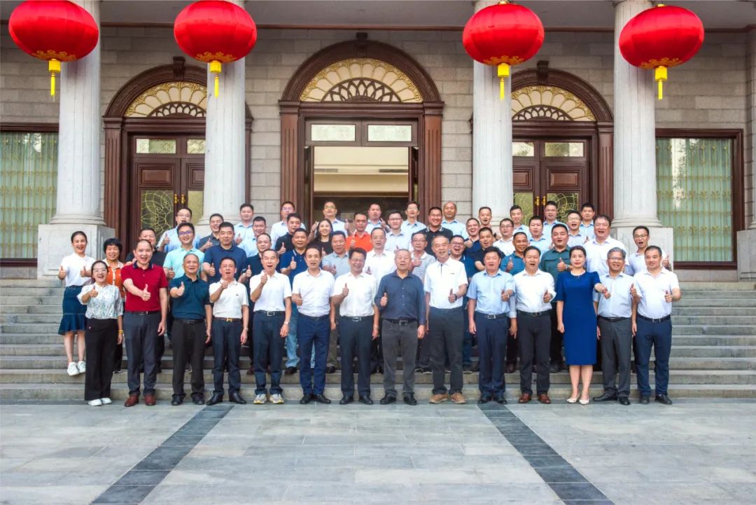 威華集團(tuán)助力“我的家鄉(xiāng)我建設(shè)”平遠(yuǎn)縣熱柘鎮(zhèn)鄉(xiāng)賢回鄉(xiāng)考察活動(dòng)順利舉行！